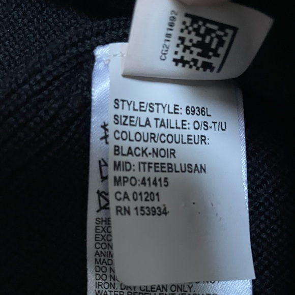 Canada Goose Arctic Program Beanie - Picture 8 of 9